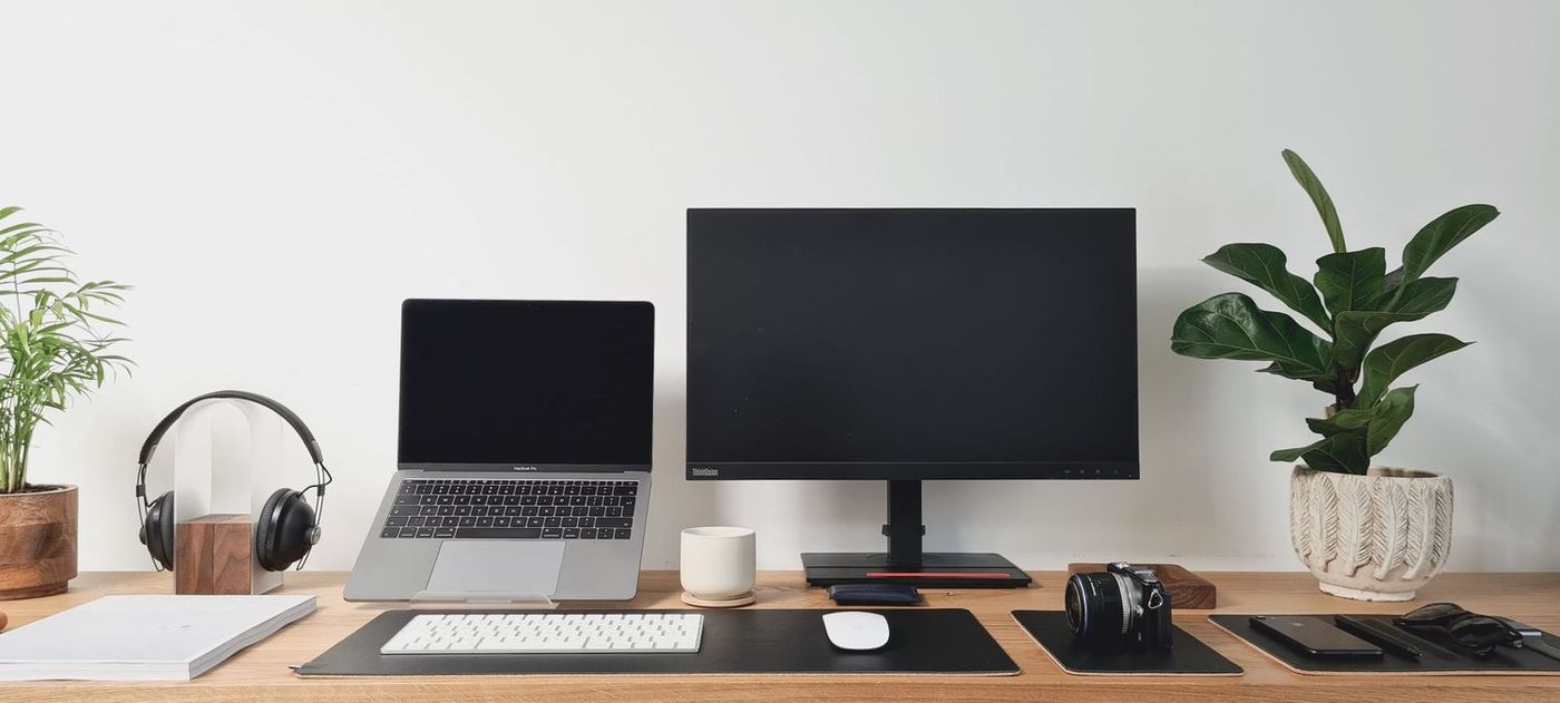 External monitor set up